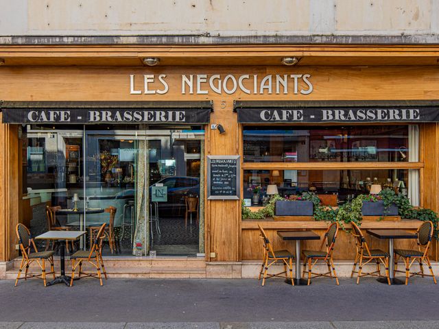 Les Negociants 